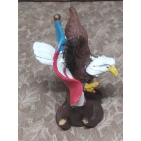 Bald Eagle w/American Flag Statue Figurine 4" x 4" resin JULY 4TH PATRIOTIC - Picture 3 of 8
